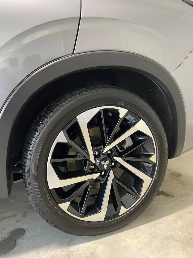 Mitsubishi Outlander, detailed in Brisbane