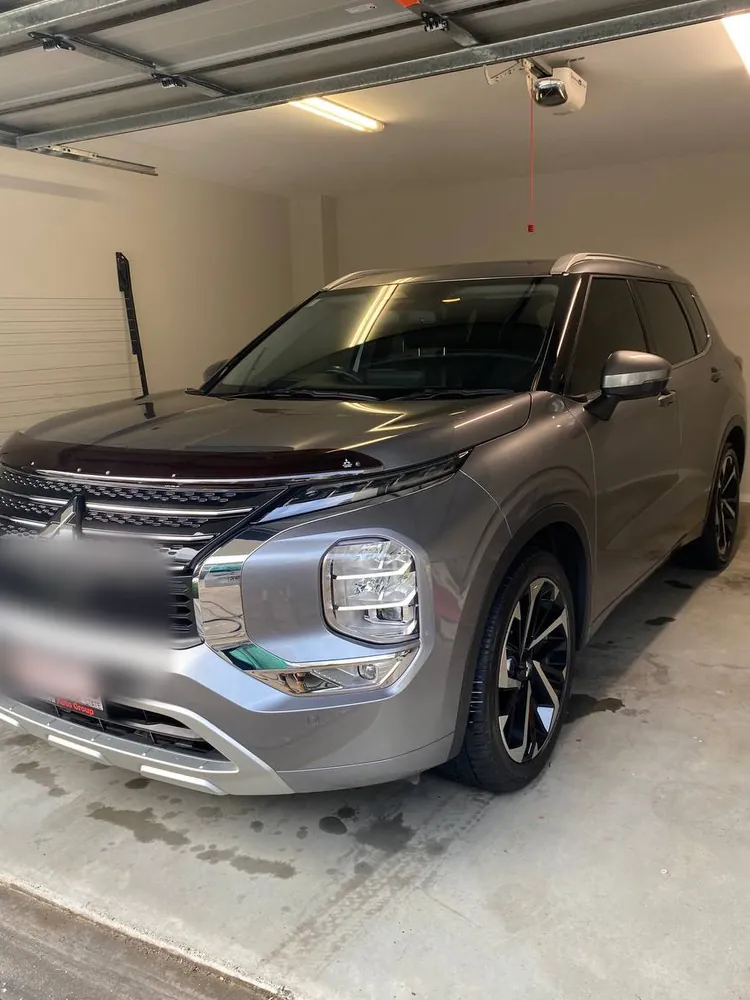 Mitsubishi Outlander, detailed in Brisbane