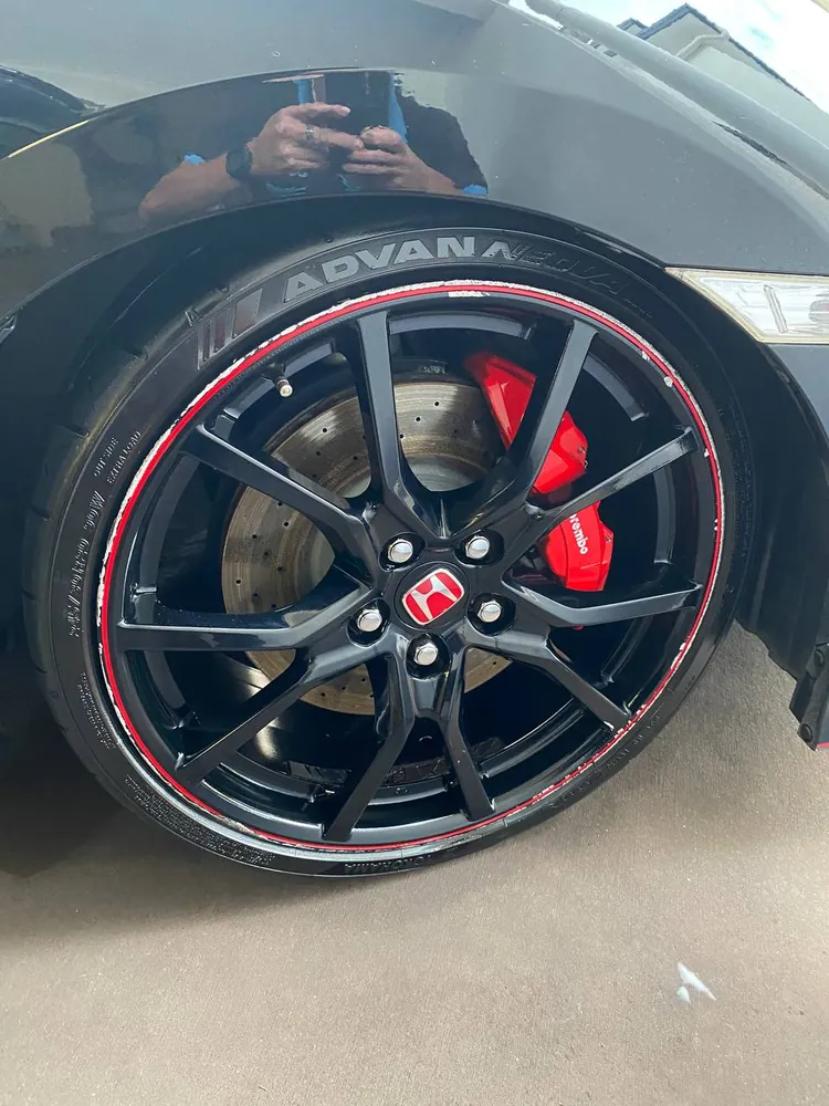 Civic Type R, Brembo calipers, detailed in Brisbane